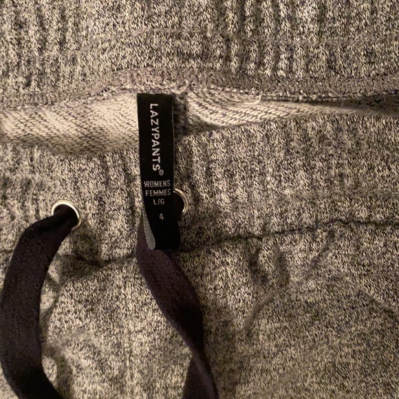 Salt and pepper grey with black logo lazy pants in size women’s large! - Picture 3 of 5